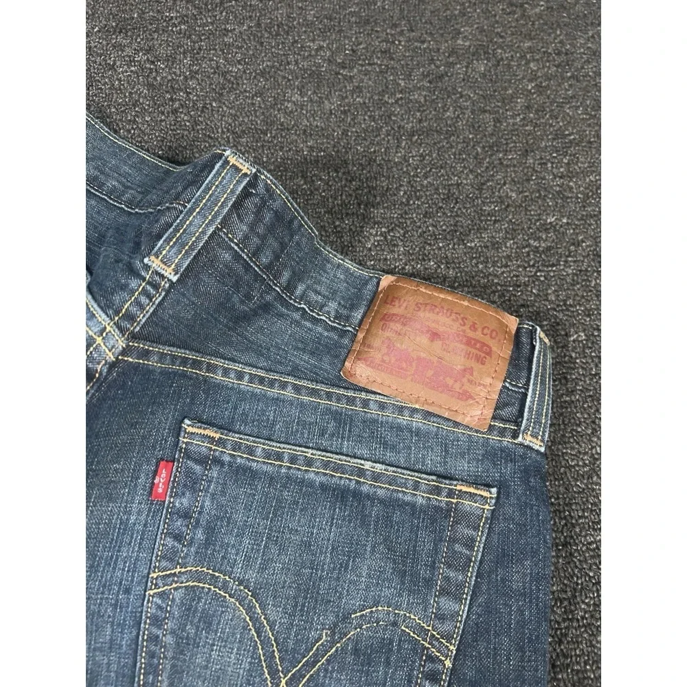 Levis thanks taking